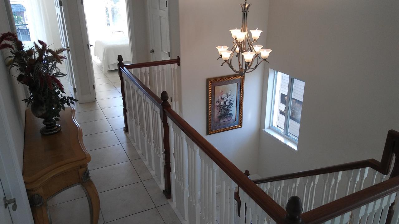 Mediterranean Three Story Beach Townhouse سانت بيتي بيتش المظهر الخارجي الصورة
