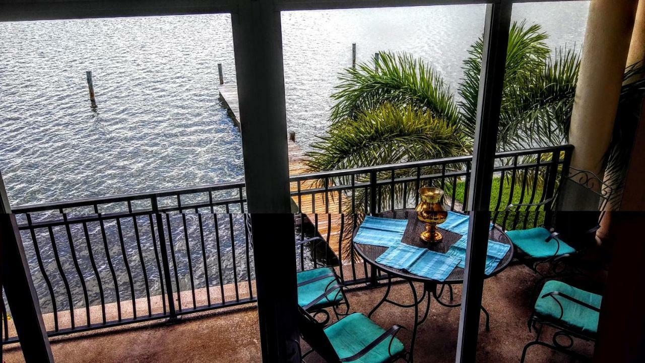 Mediterranean Three Story Beach Townhouse سانت بيتي بيتش المظهر الخارجي الصورة